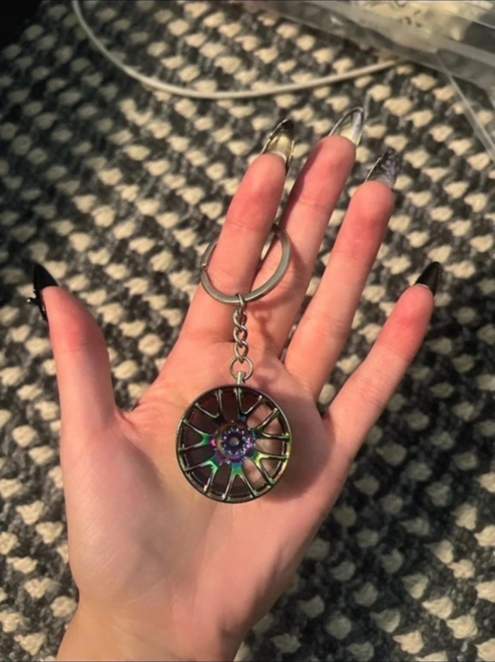Multicolor Round Car Rim Pendant Keychain